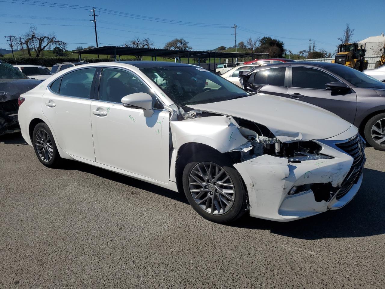 2018 Lexus ES - Image 4