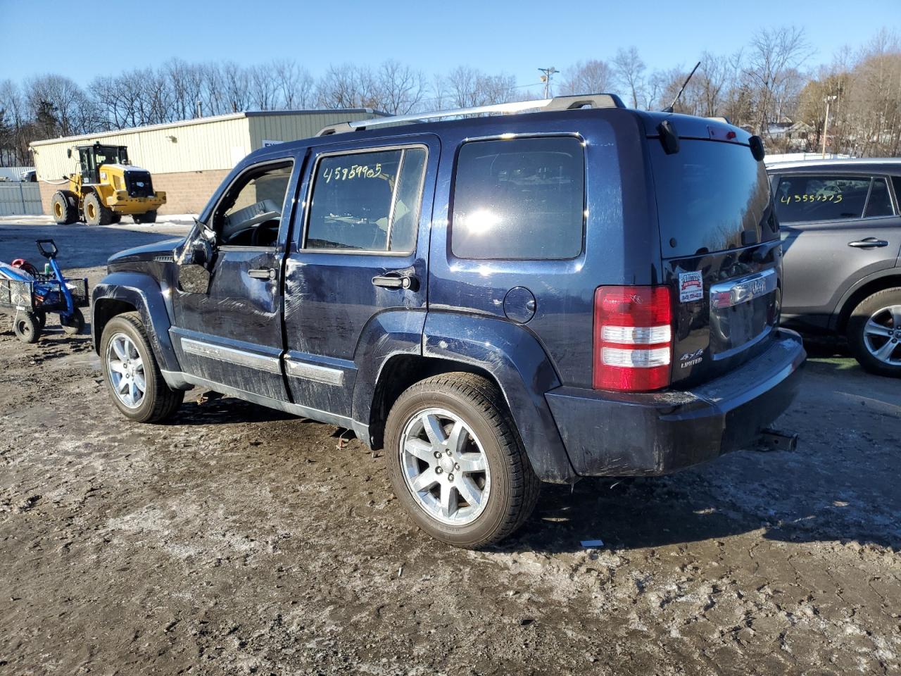 2011 Jeep Liberty (North America) - Image 2