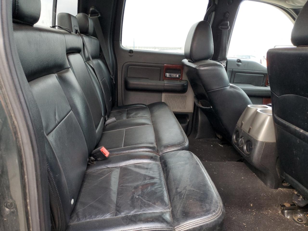 2005 Ford F-150 - Image 10