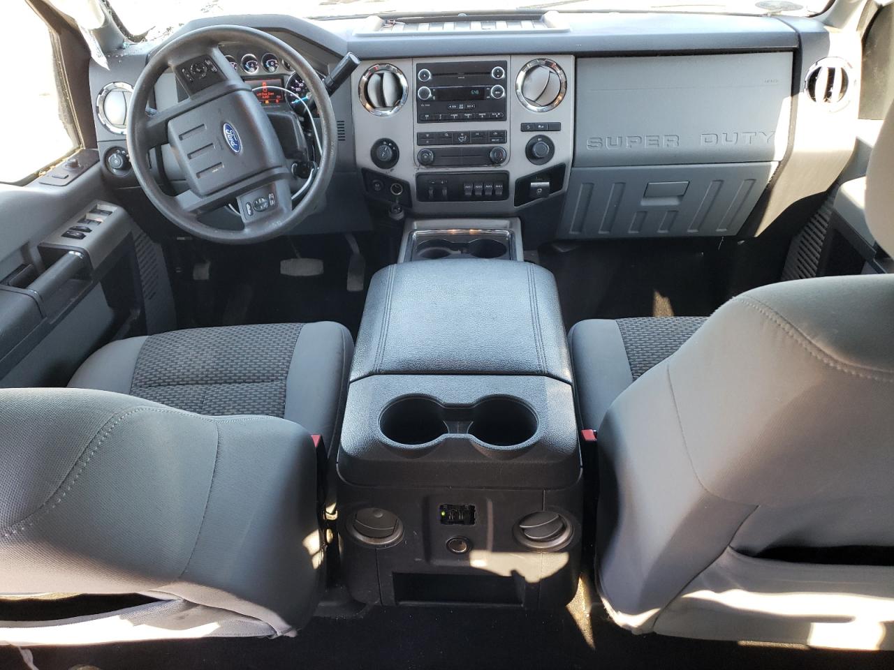 2015 Ford F250 - Image 8