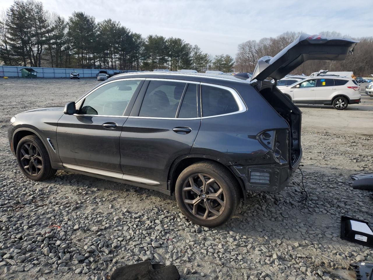 2023 BMW X3 - Image 2