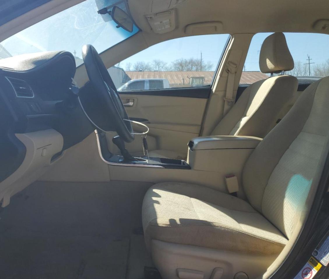 2015 Toyota Camry - Image 7