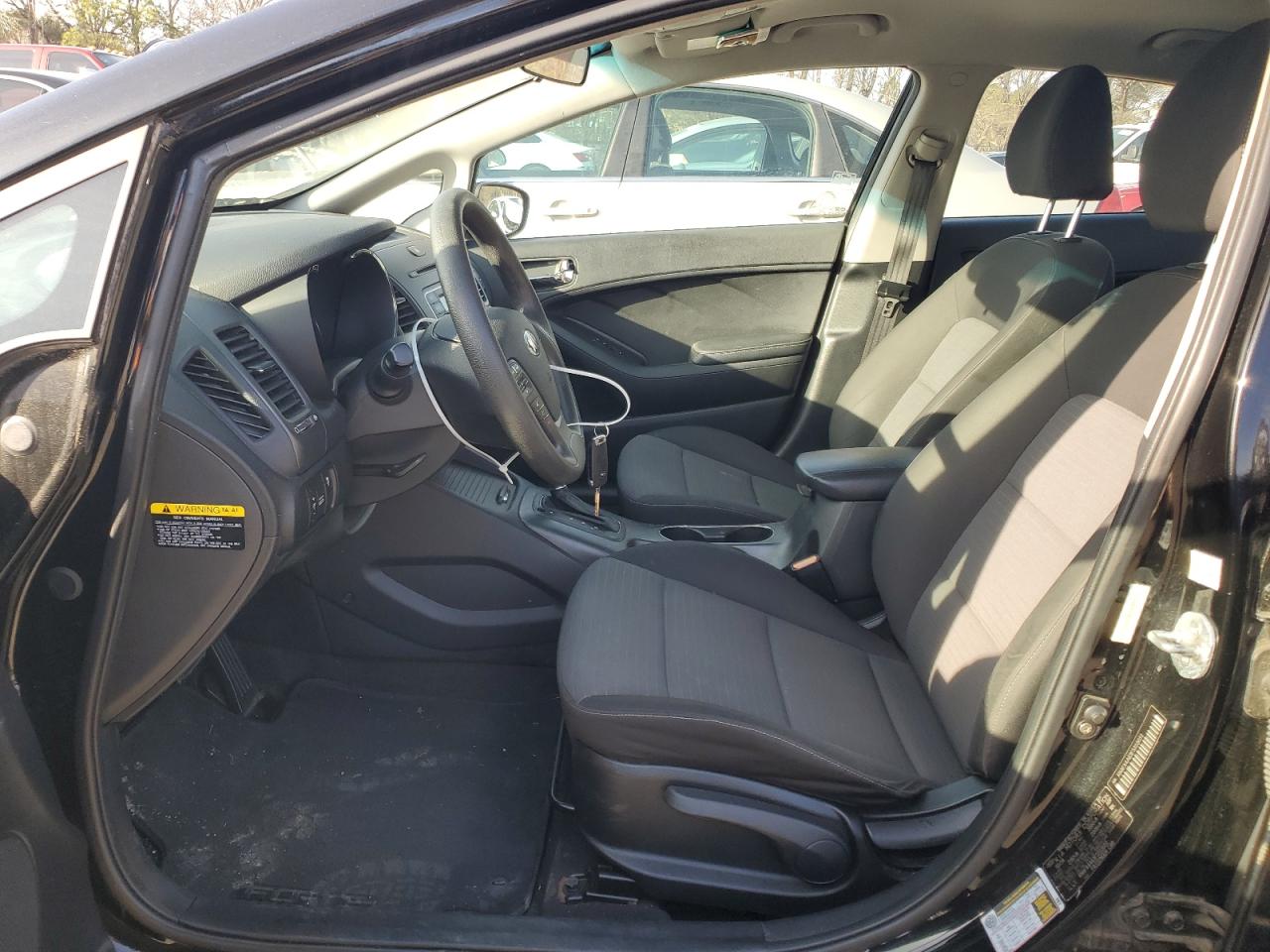 2015 Kia Forte - Image 7