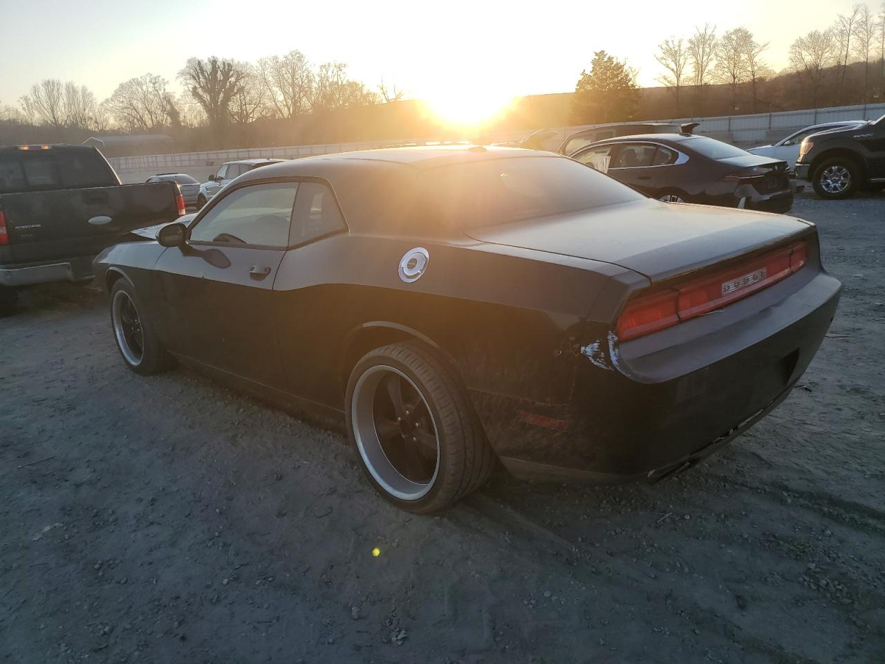 2013 Dodge Challenger - Image 2