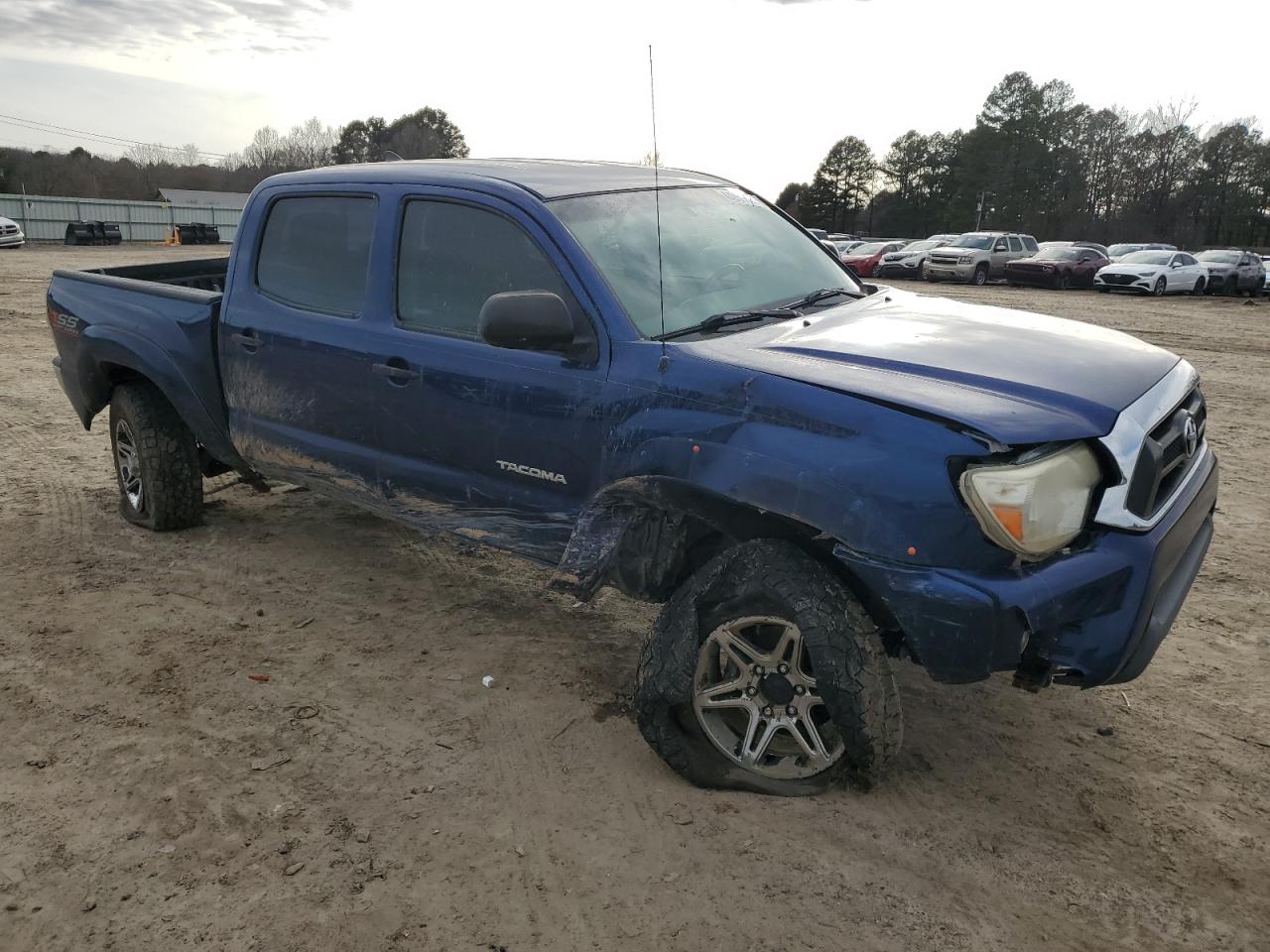 2014 Toyota Tacoma - Image 4