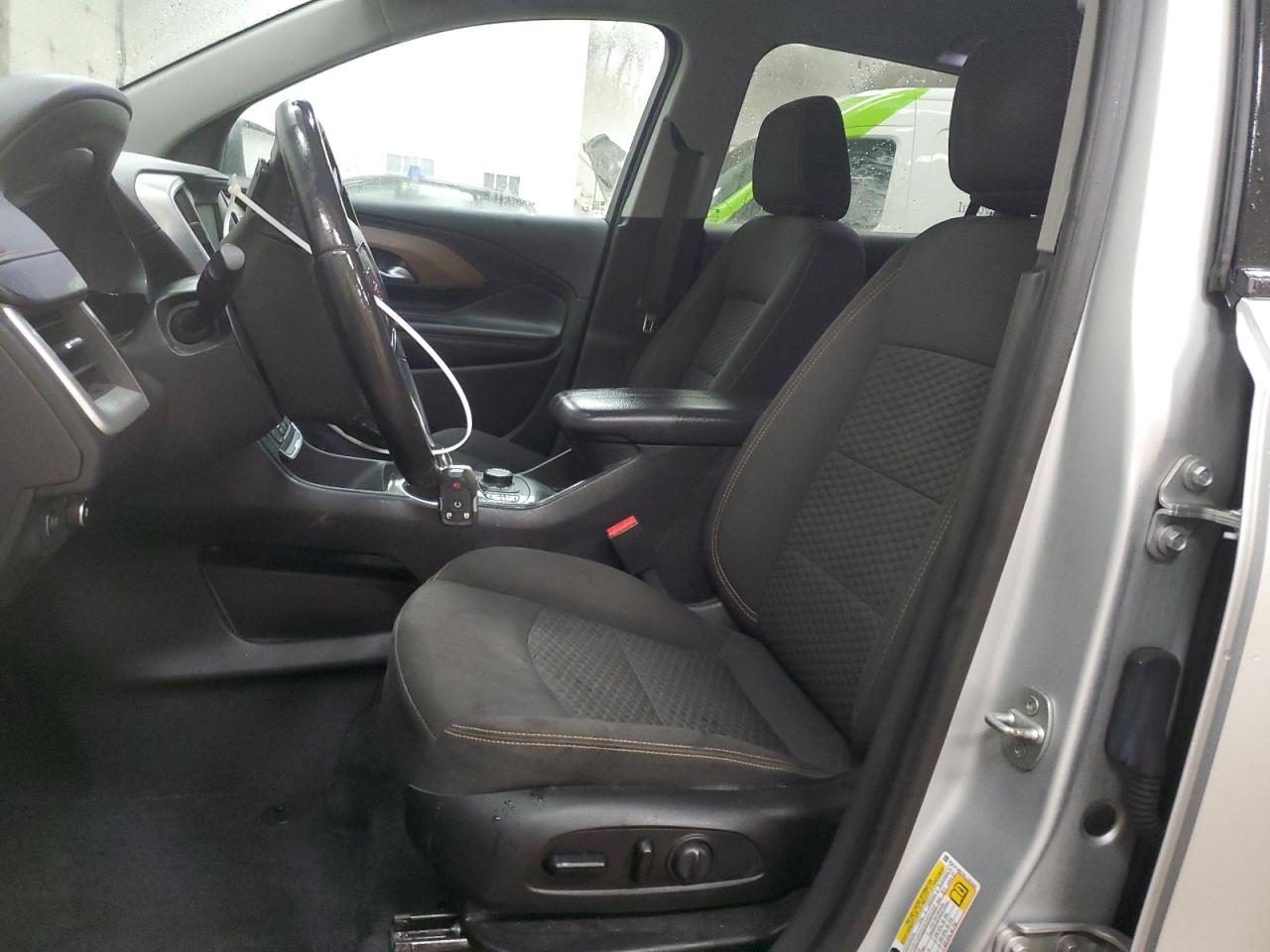 2020 GMC Terrain - Image 7