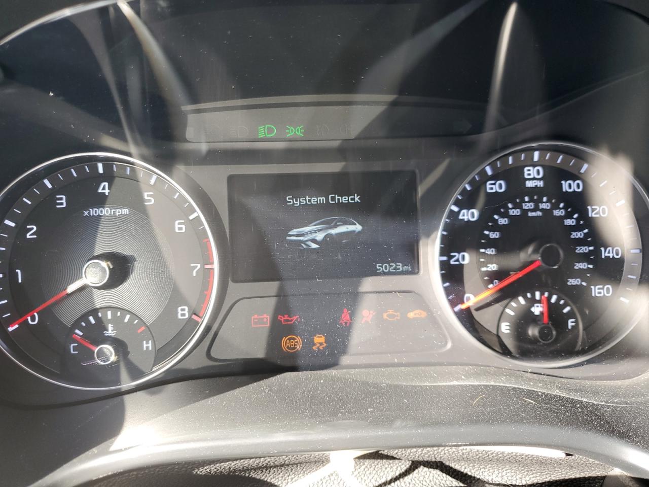 2023 Kia Forte - Image 9