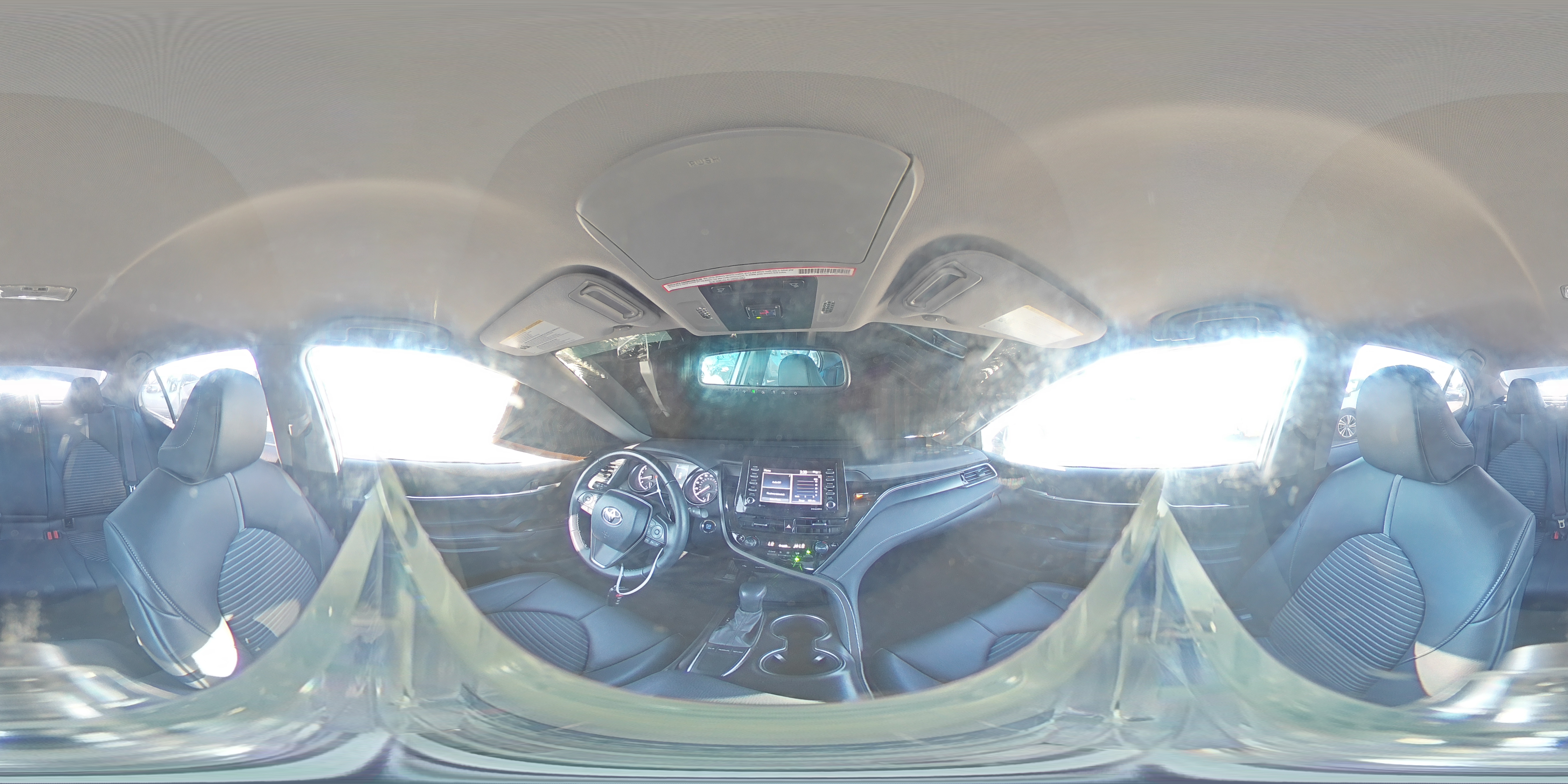 2022 Toyota Camry - Image 13