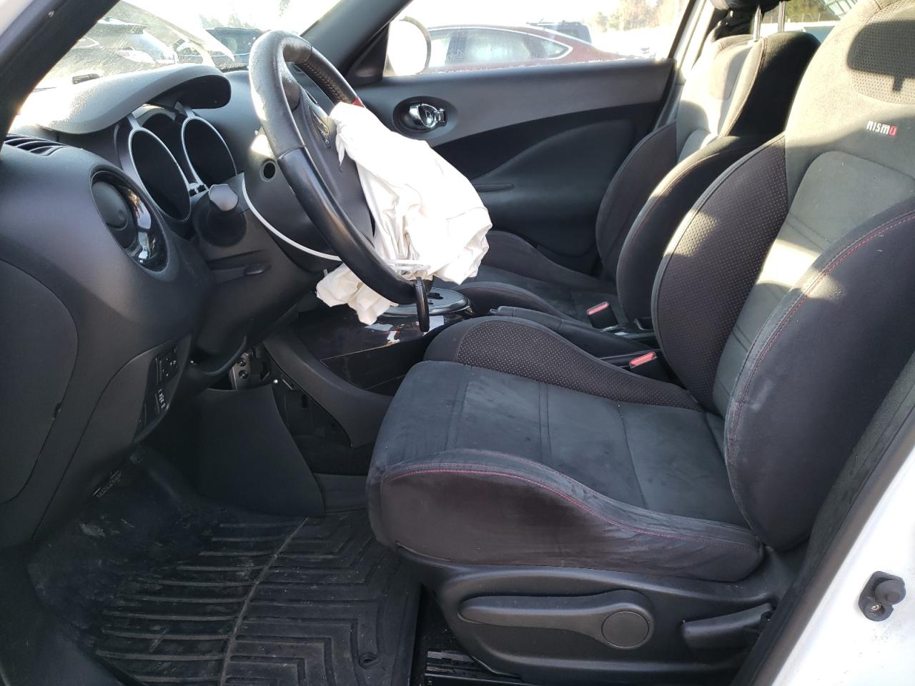 2014 Nissan Juke - Image 7