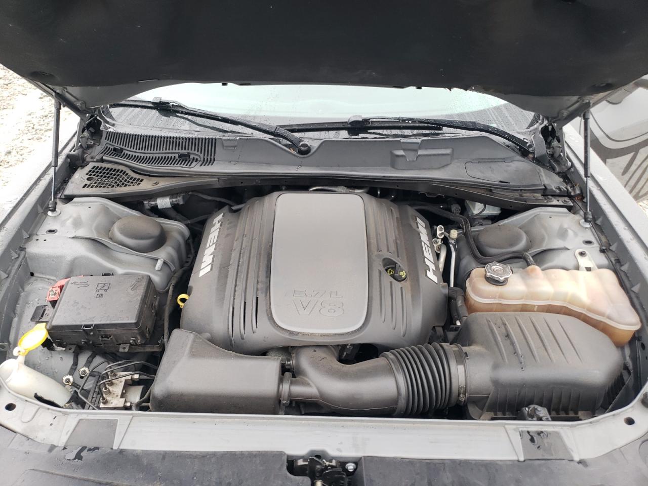 2017 Dodge Challenger - Image 11