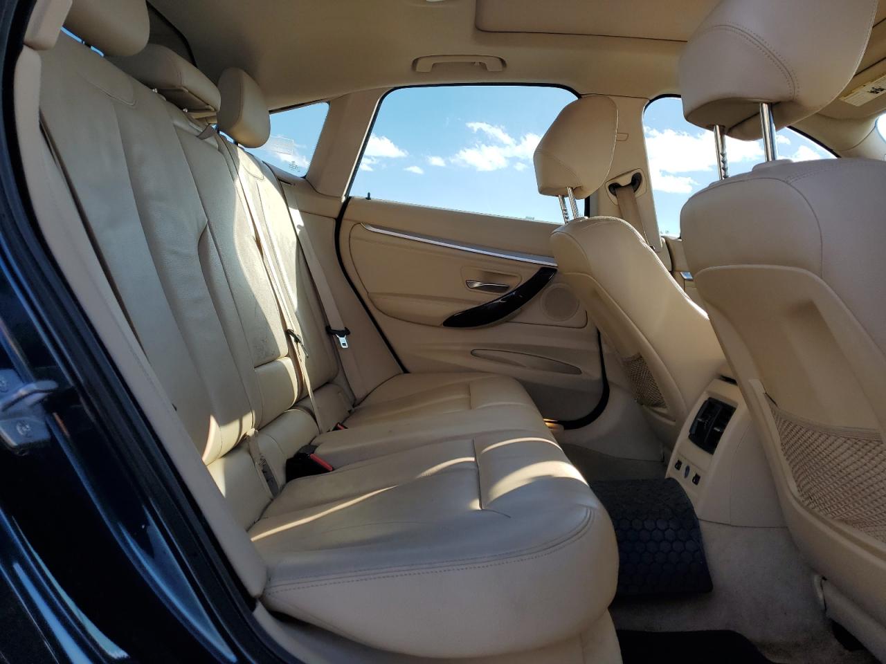 2014 BMW 3er - Image 10
