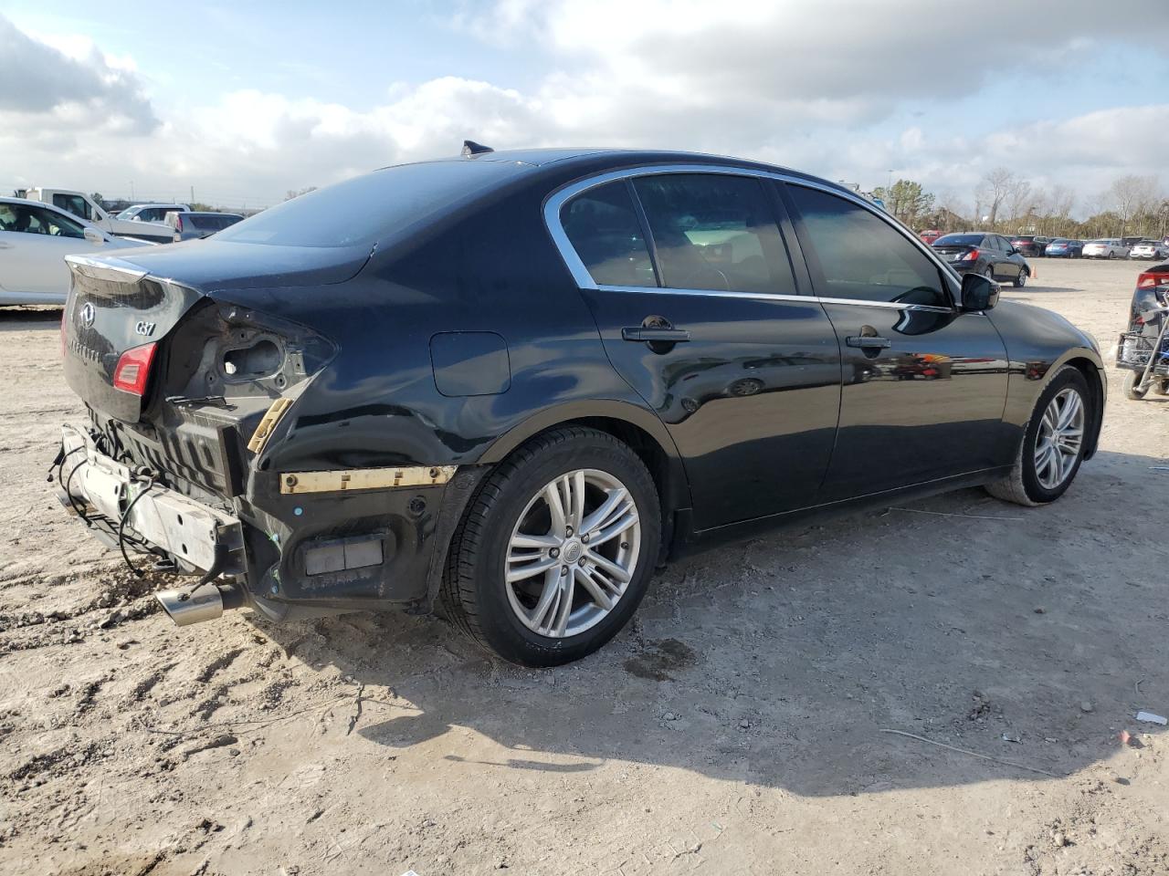 2010 Infiniti G - Image 3