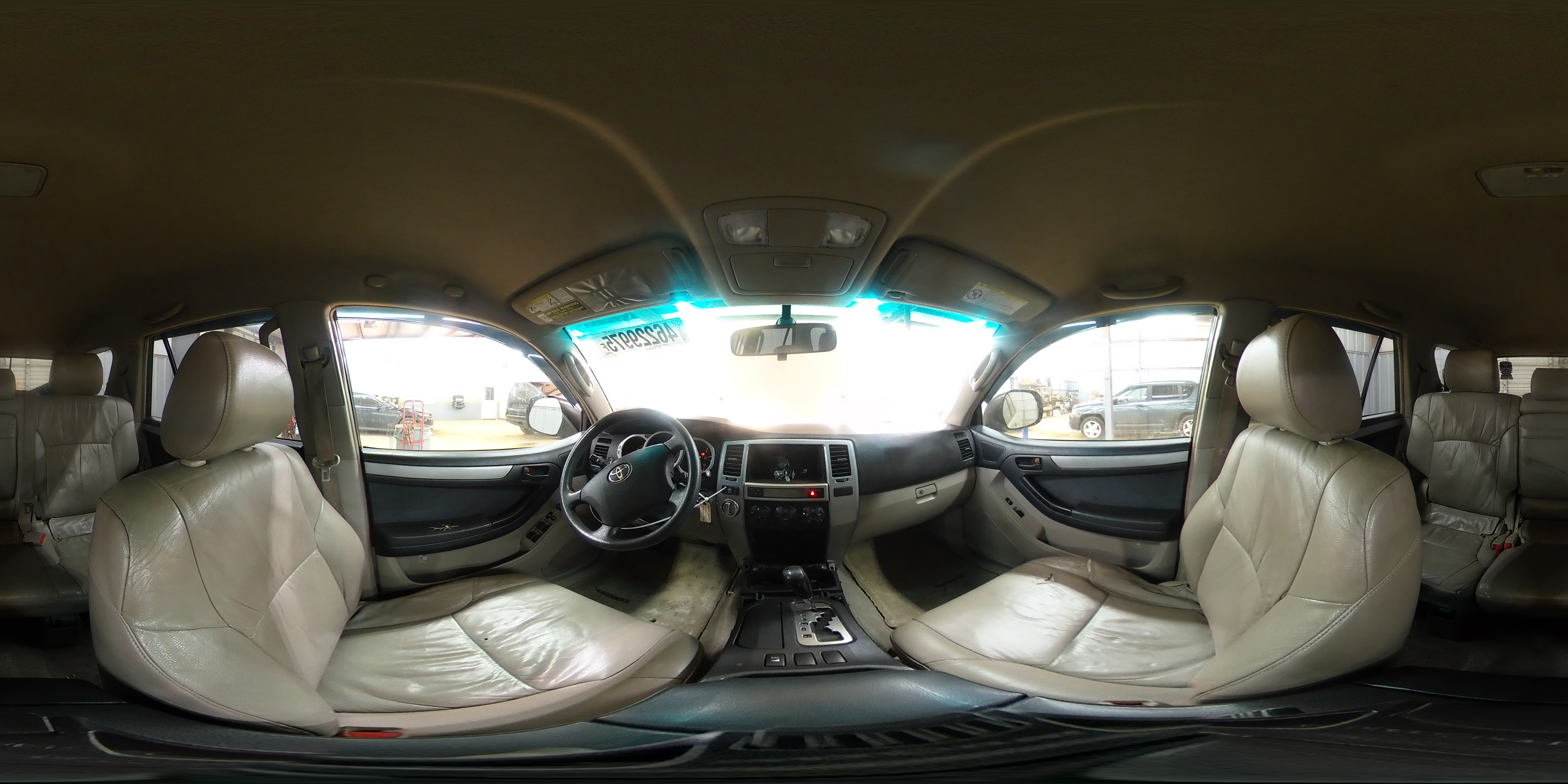 2004 Toyota 4Runner - Image 13