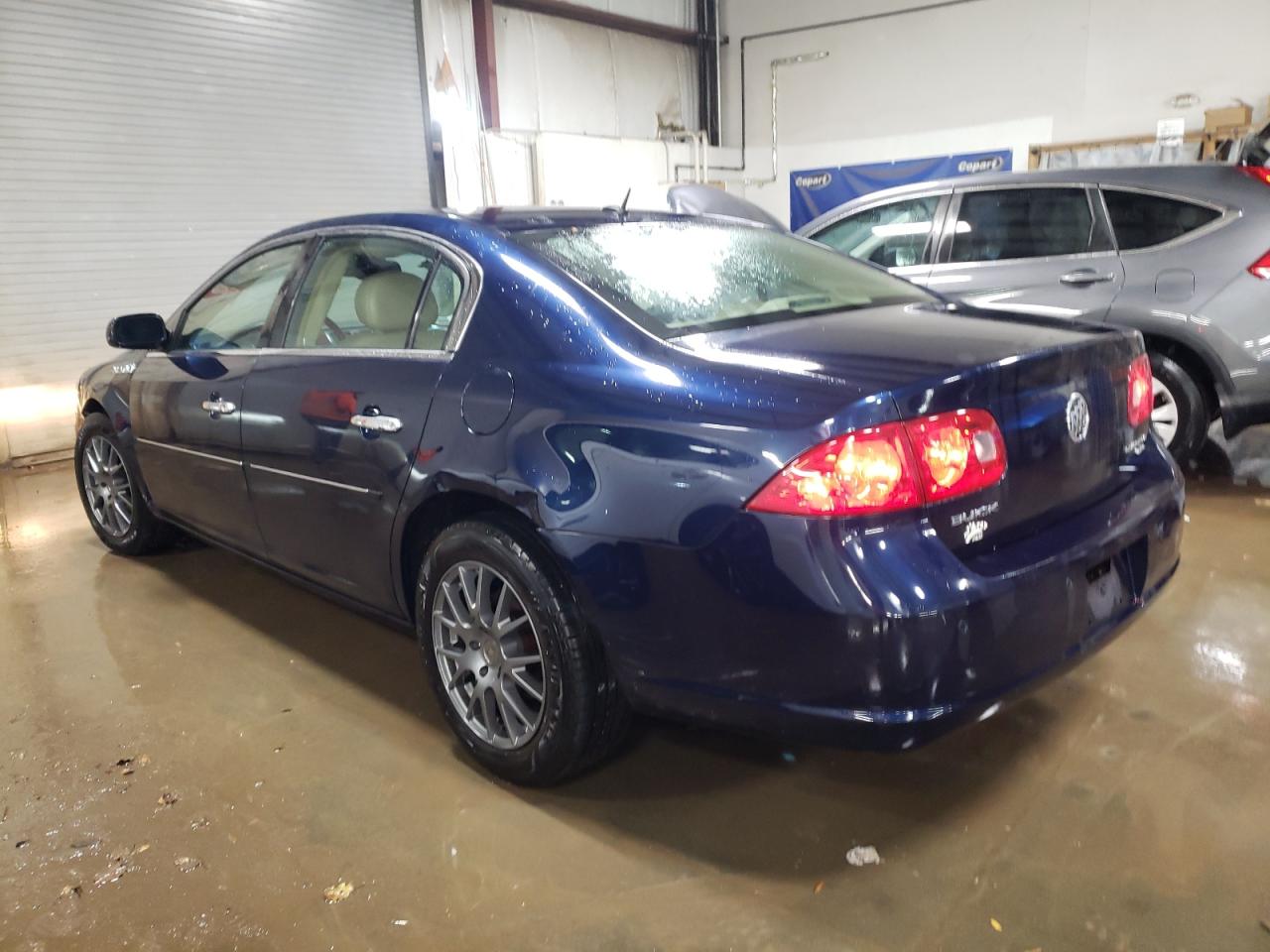 2008 Buick Lucerne - Image 2