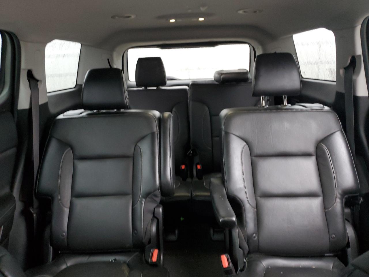 2017 GMC Acadia - Image 10