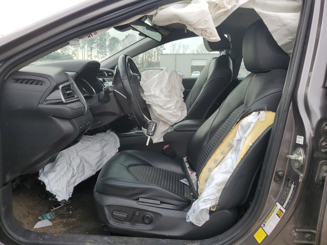 2020 Toyota Camry - Image 7