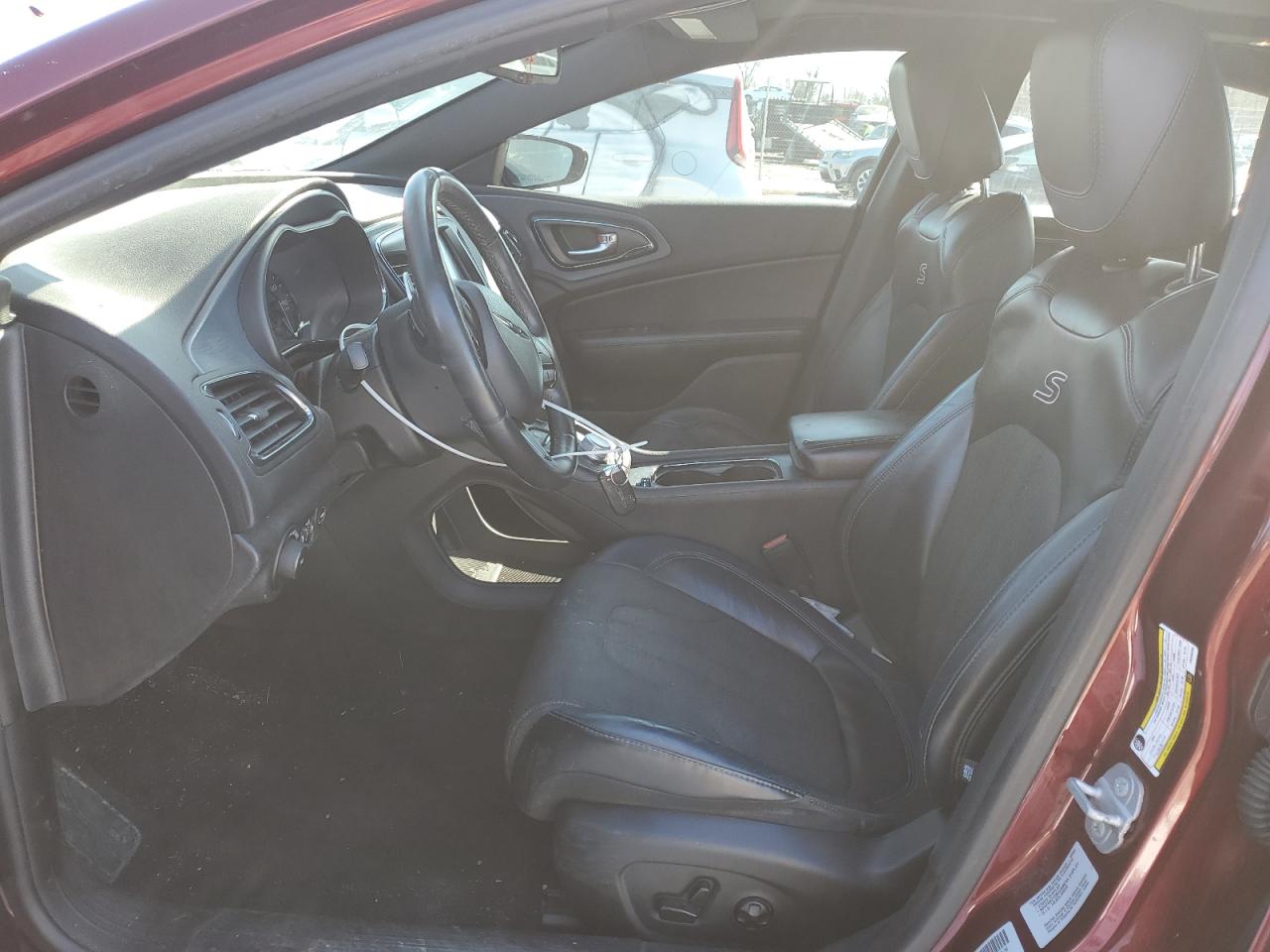 2015 Chrysler 200 - Image 7
