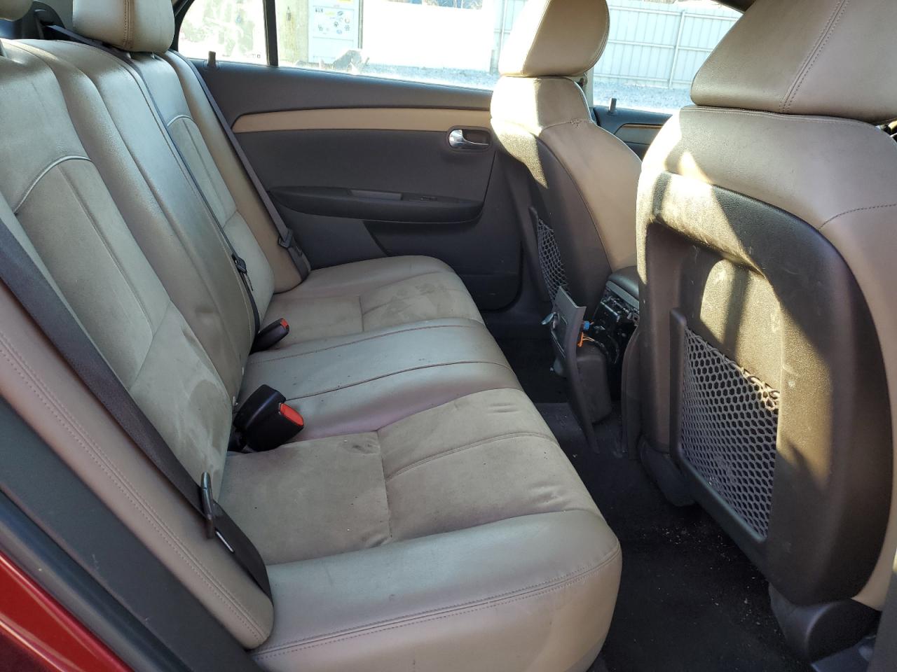 2010 Chevrolet Malibu - Image 10