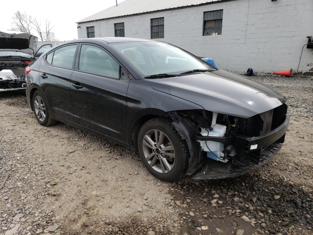 2017 Hyundai Elantra - Image 4