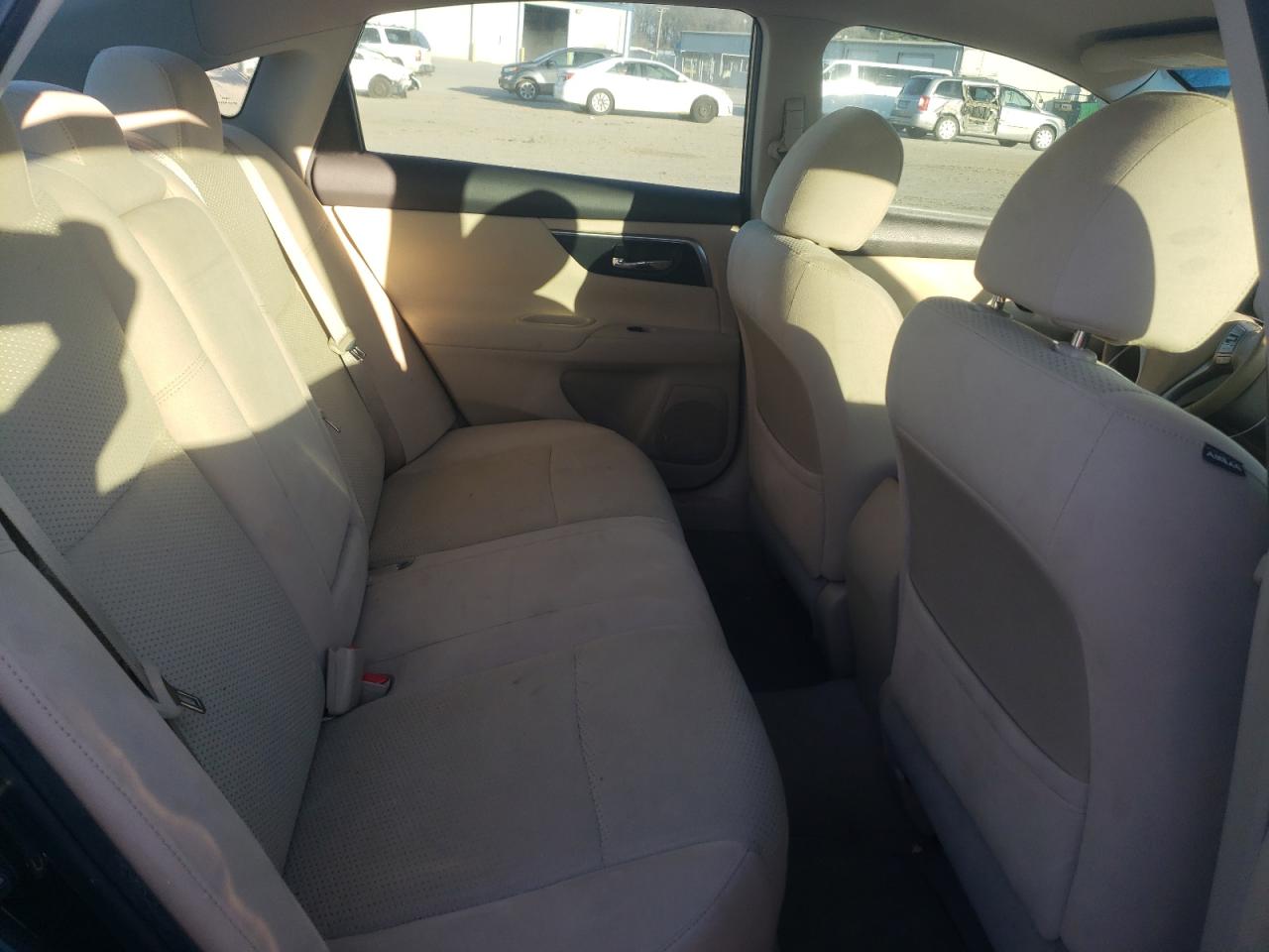 2014 Nissan Altima - Image 10