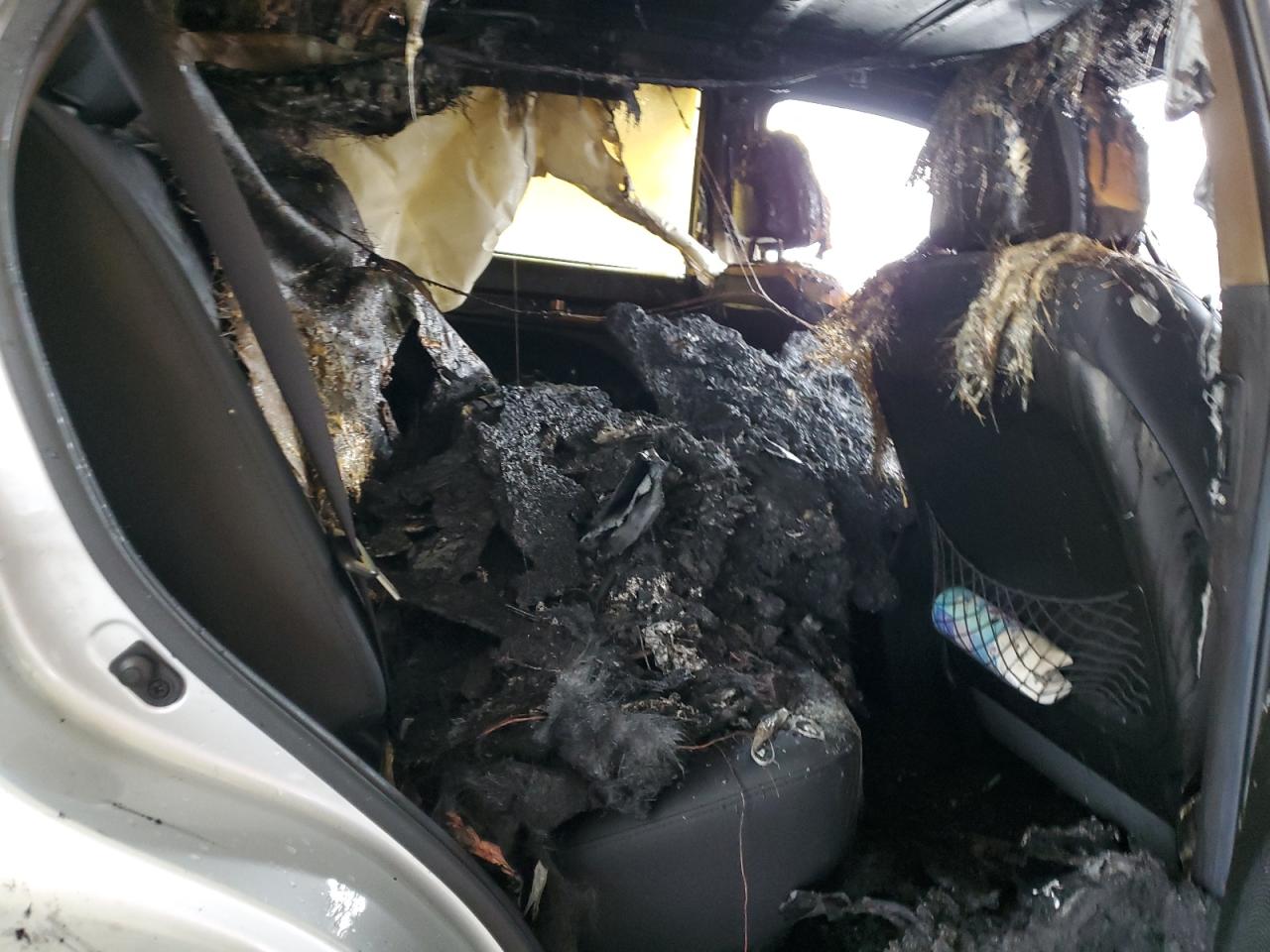 2012 Kia Sorento - Image 12