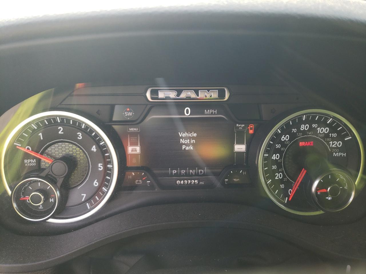 2021 RAM 1500 - Image 9