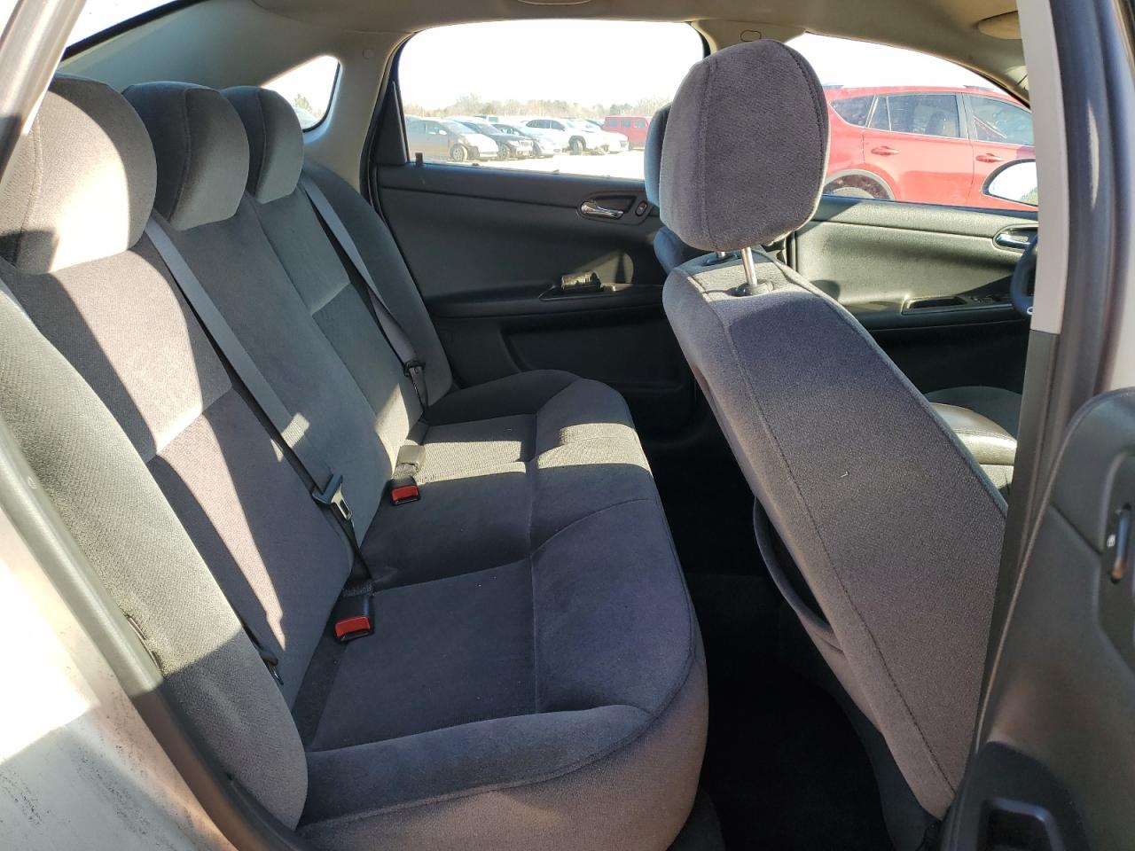 2007 Chevrolet Impala - Image 10