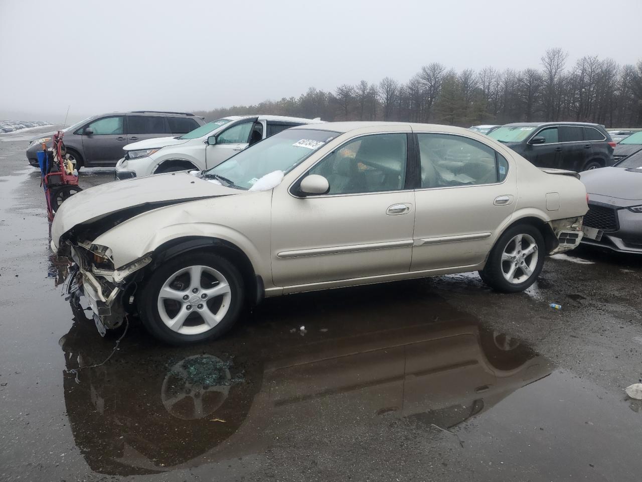 2000 Nissan Maxima - Image 1