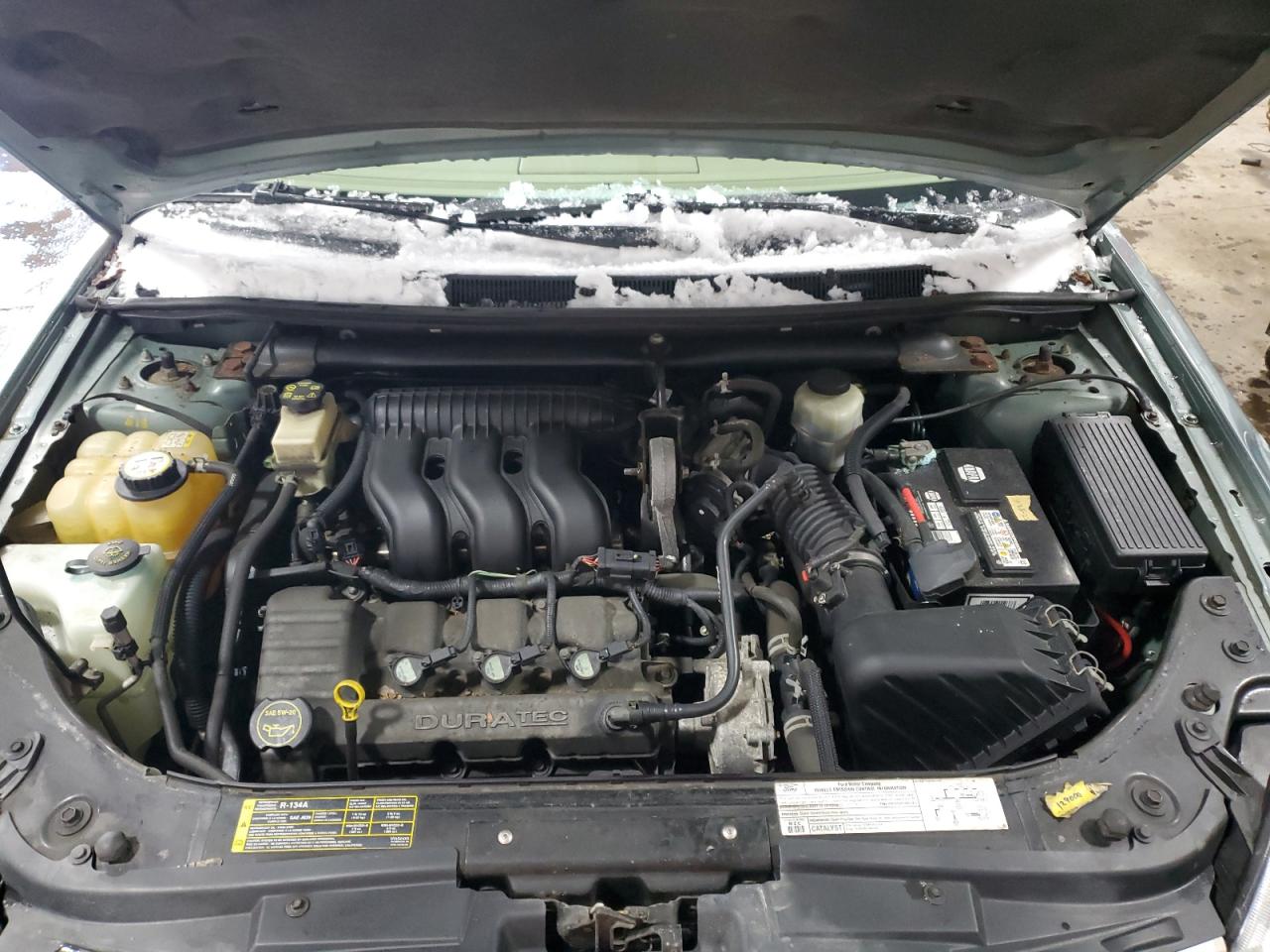 2005 Ford Five Hundred - Image 11