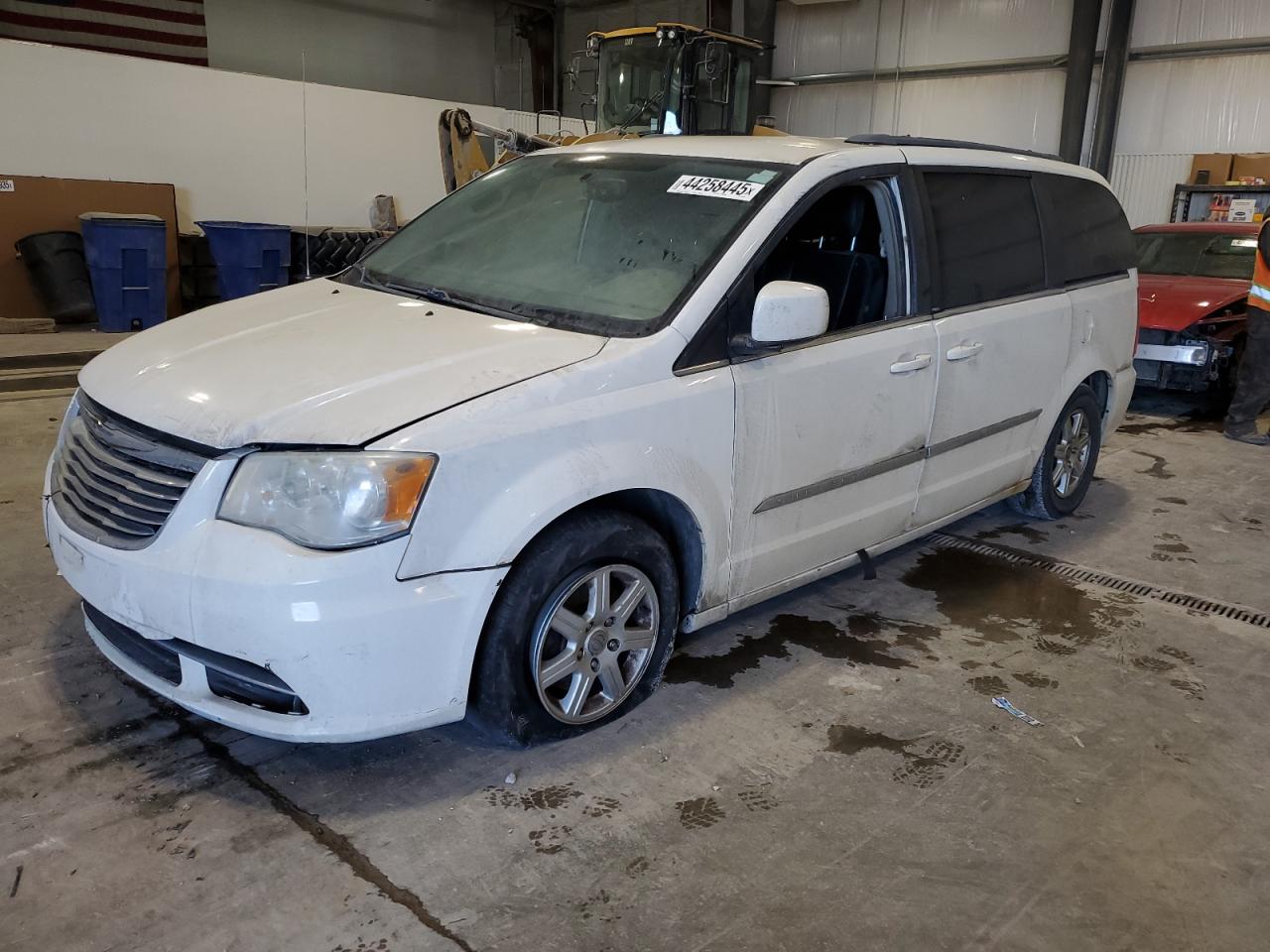 2013 Chrysler Town & Country - Image 1