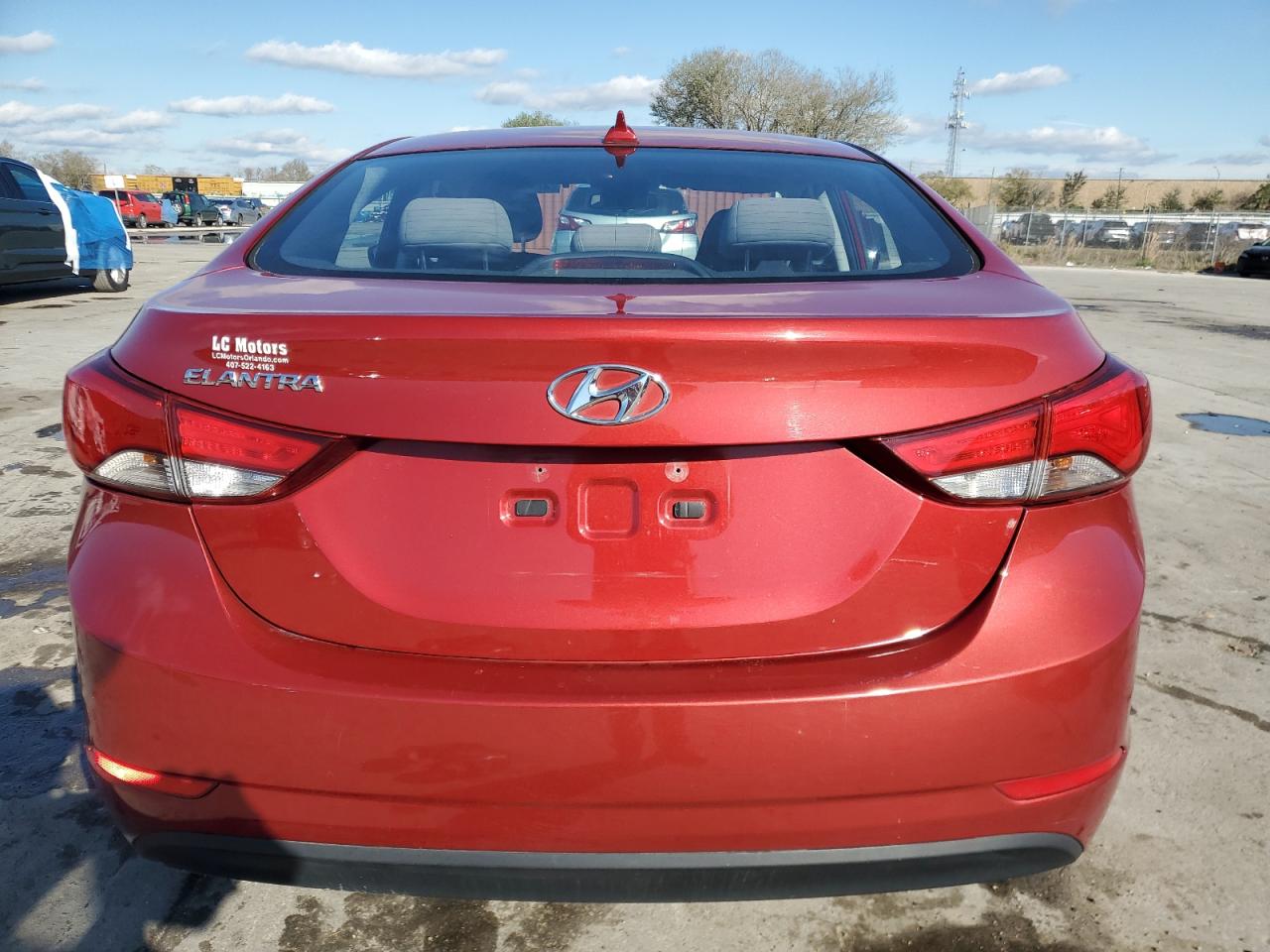 2016 Hyundai Elantra - Image 6