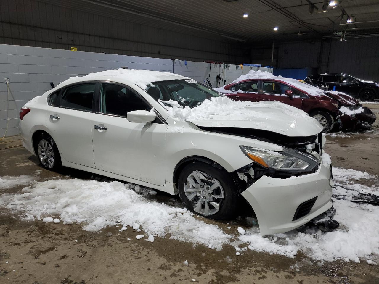 2017 Nissan Altima - Image 4
