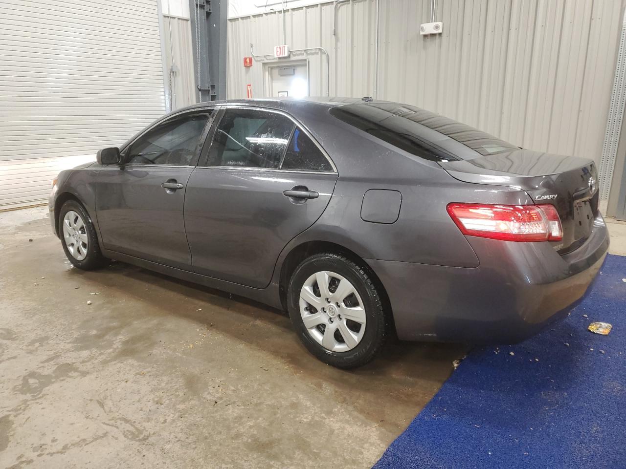 2011 Toyota Camry - Image 2