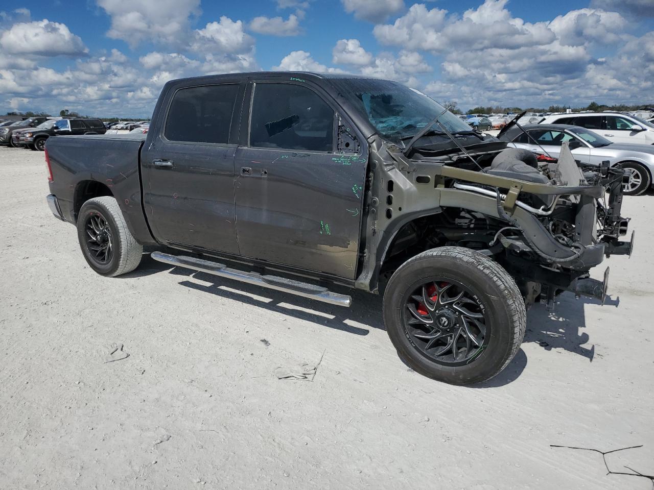 2020 RAM 1500 - Image 4