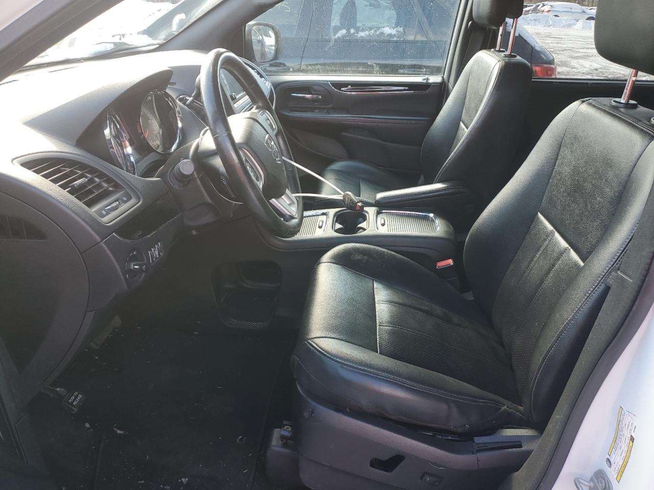 2018 Dodge Caravan - Image 7