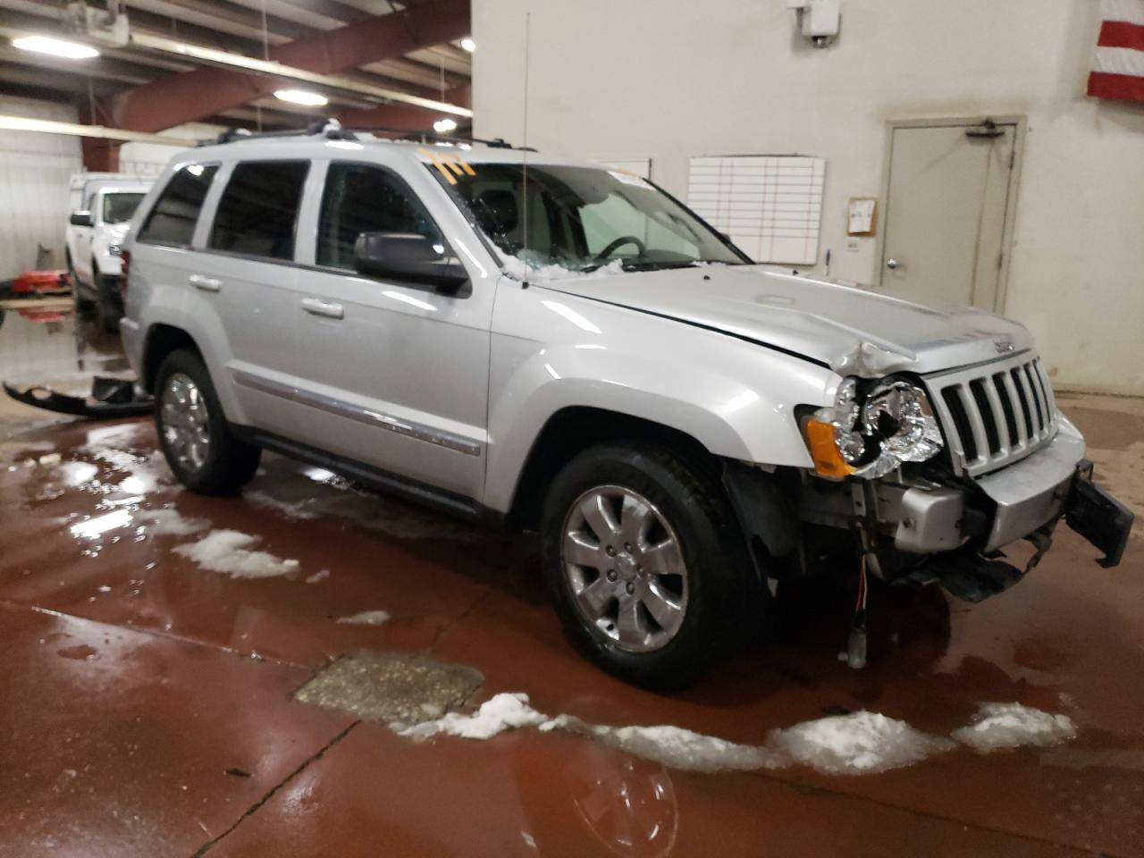 2010 Jeep Grand Cherokee - Image 4