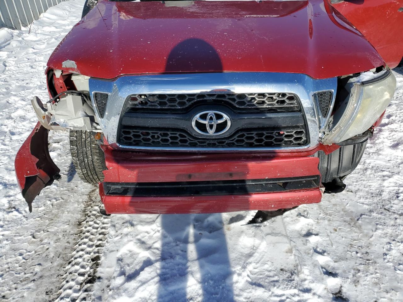 2011 Toyota Tacoma - Image 11