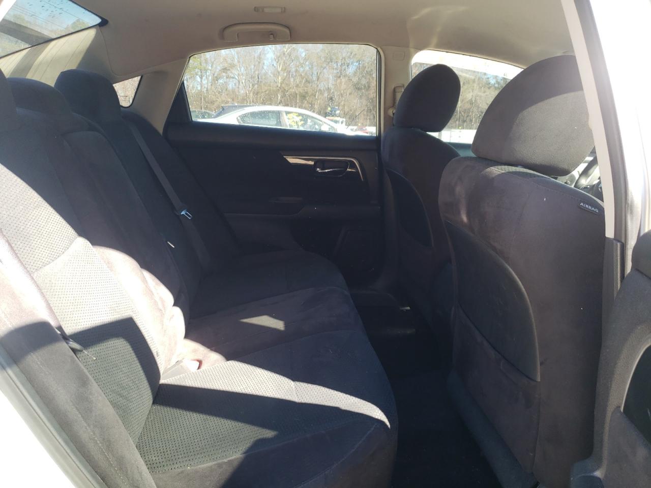 2014 Nissan Altima - Image 10