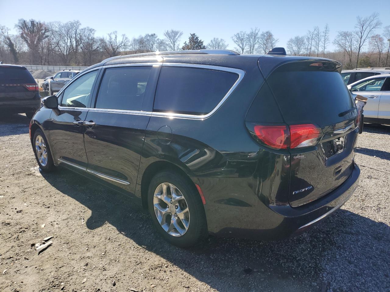 2019 Chrysler Pacifica - Image 2