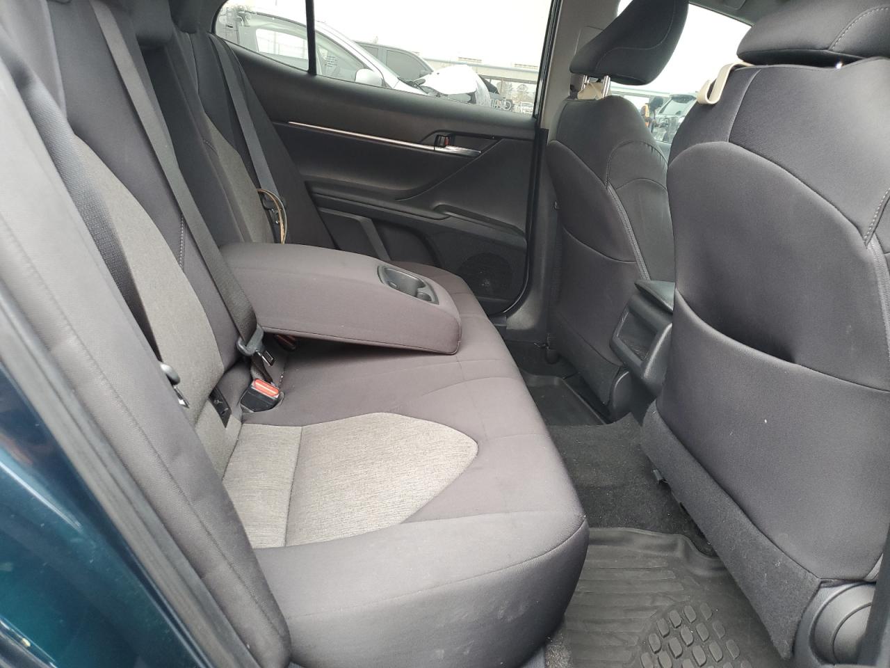2021 Toyota Camry - Image 10