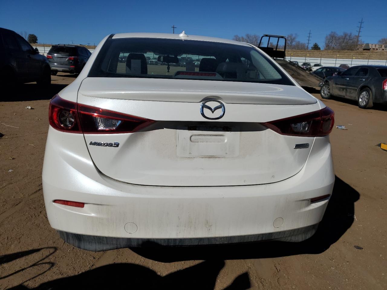 2016 Mazda 3 - Image 6