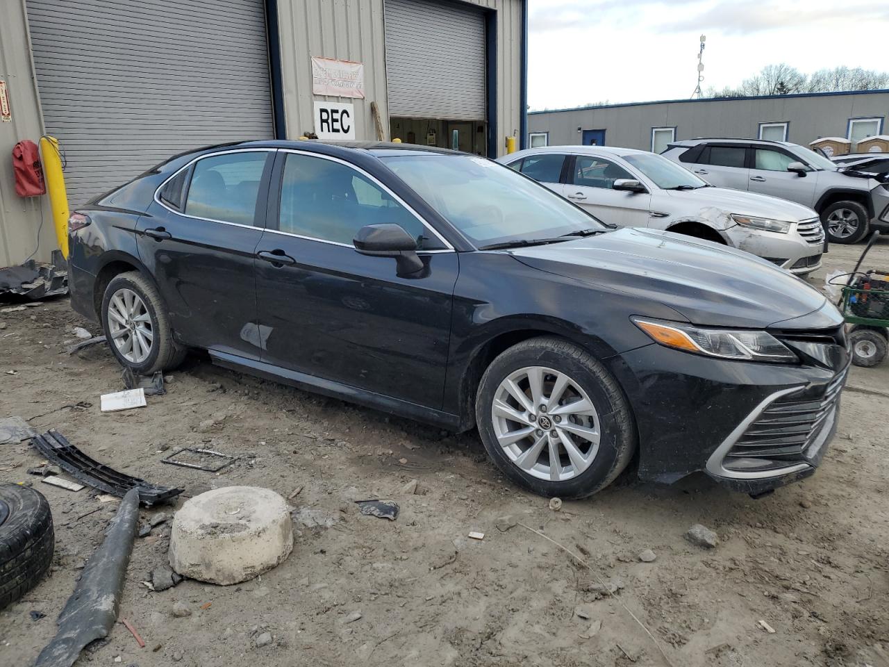 2021 Toyota Camry - Image 4