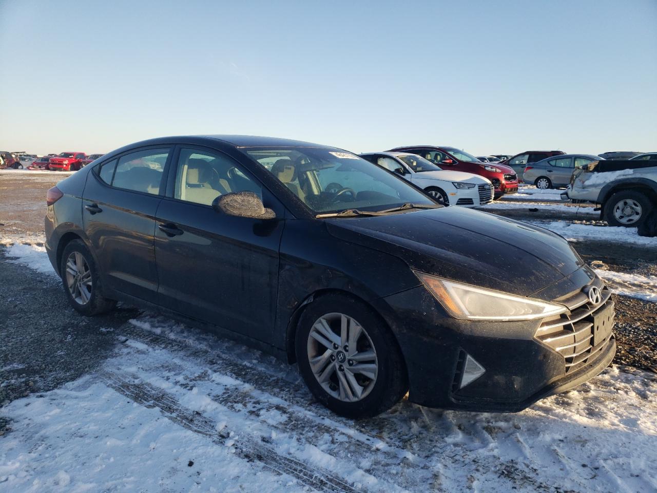 2019 Hyundai Elantra - Image 4