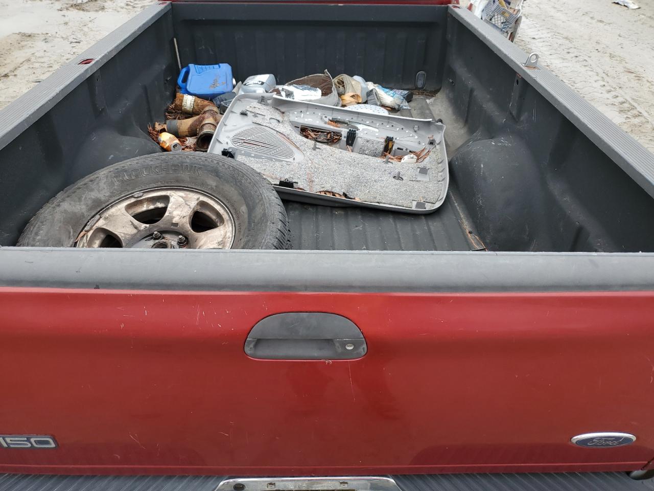 2003 Ford F-150 - Image 10