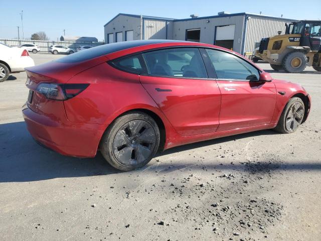  TESLA MODEL 3 2022 Czerwony