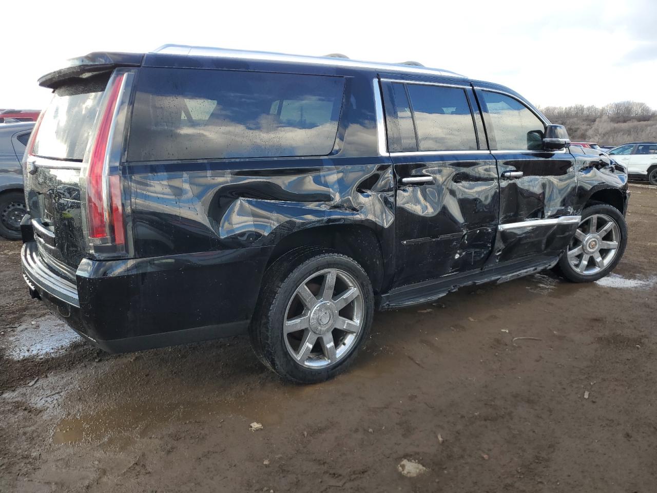2019 Cadillac Escalade - Image 3