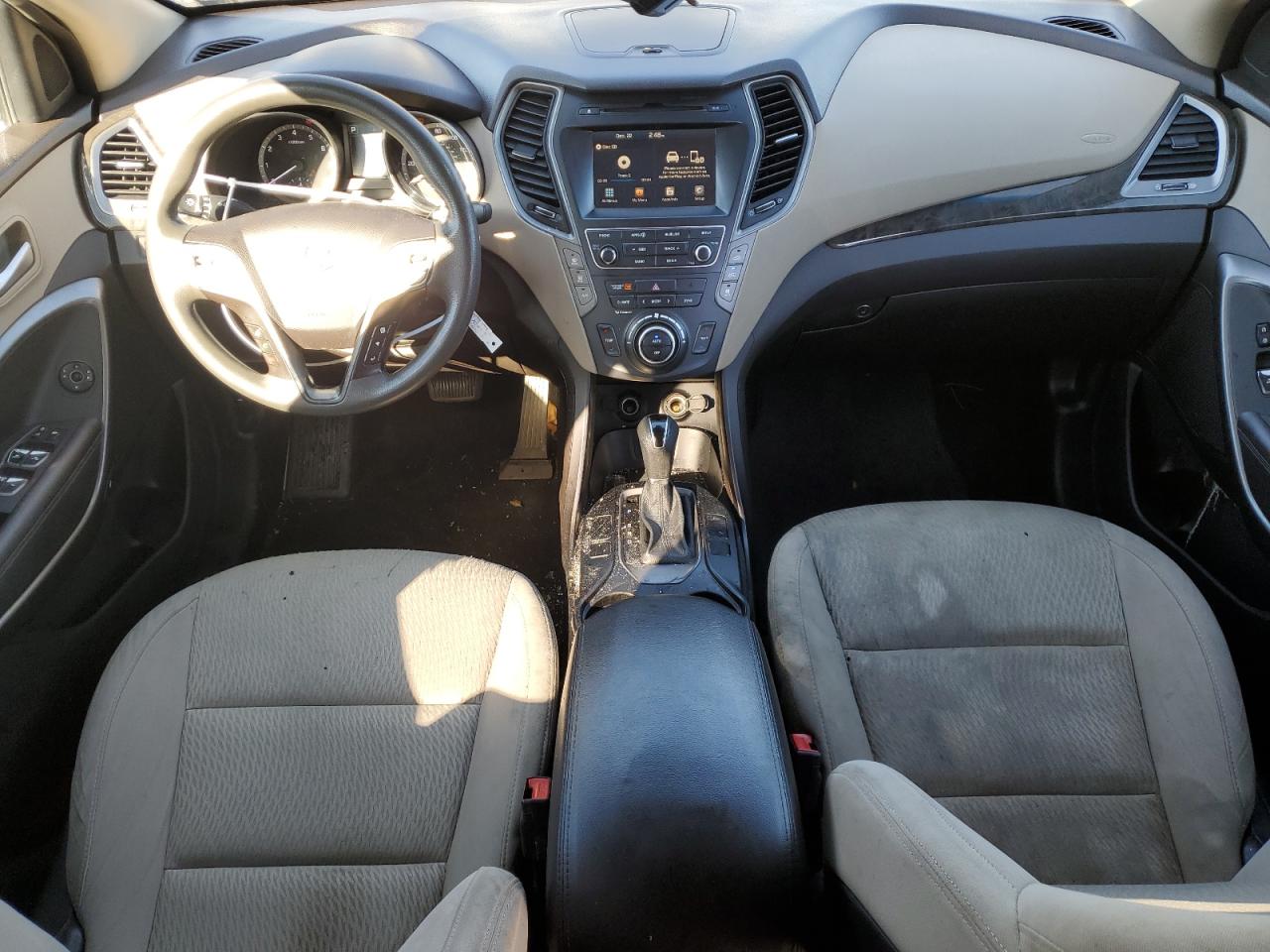 2017 Hyundai Santa Fe - Image 8
