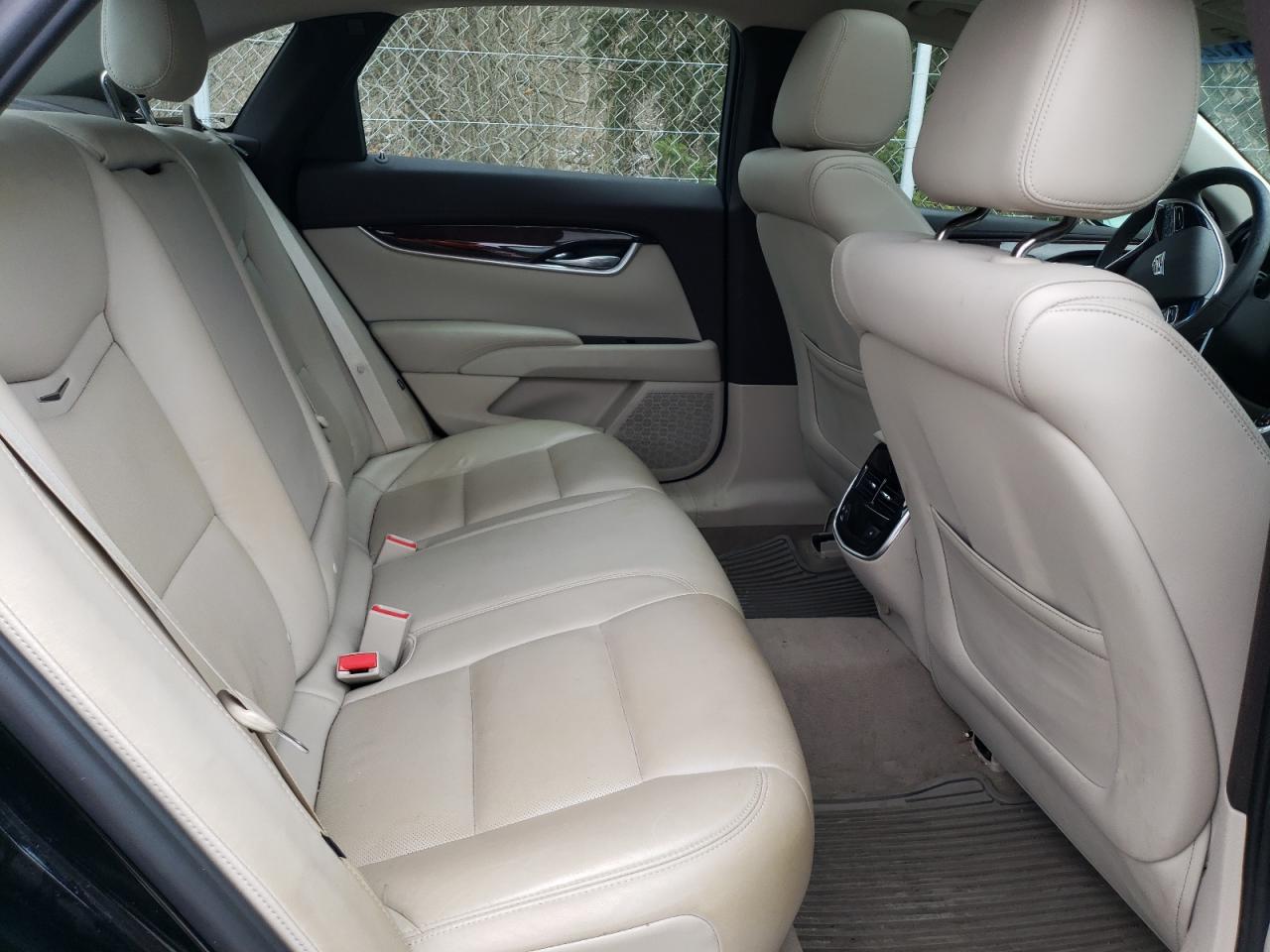 2017 Cadillac XTS - Image 10