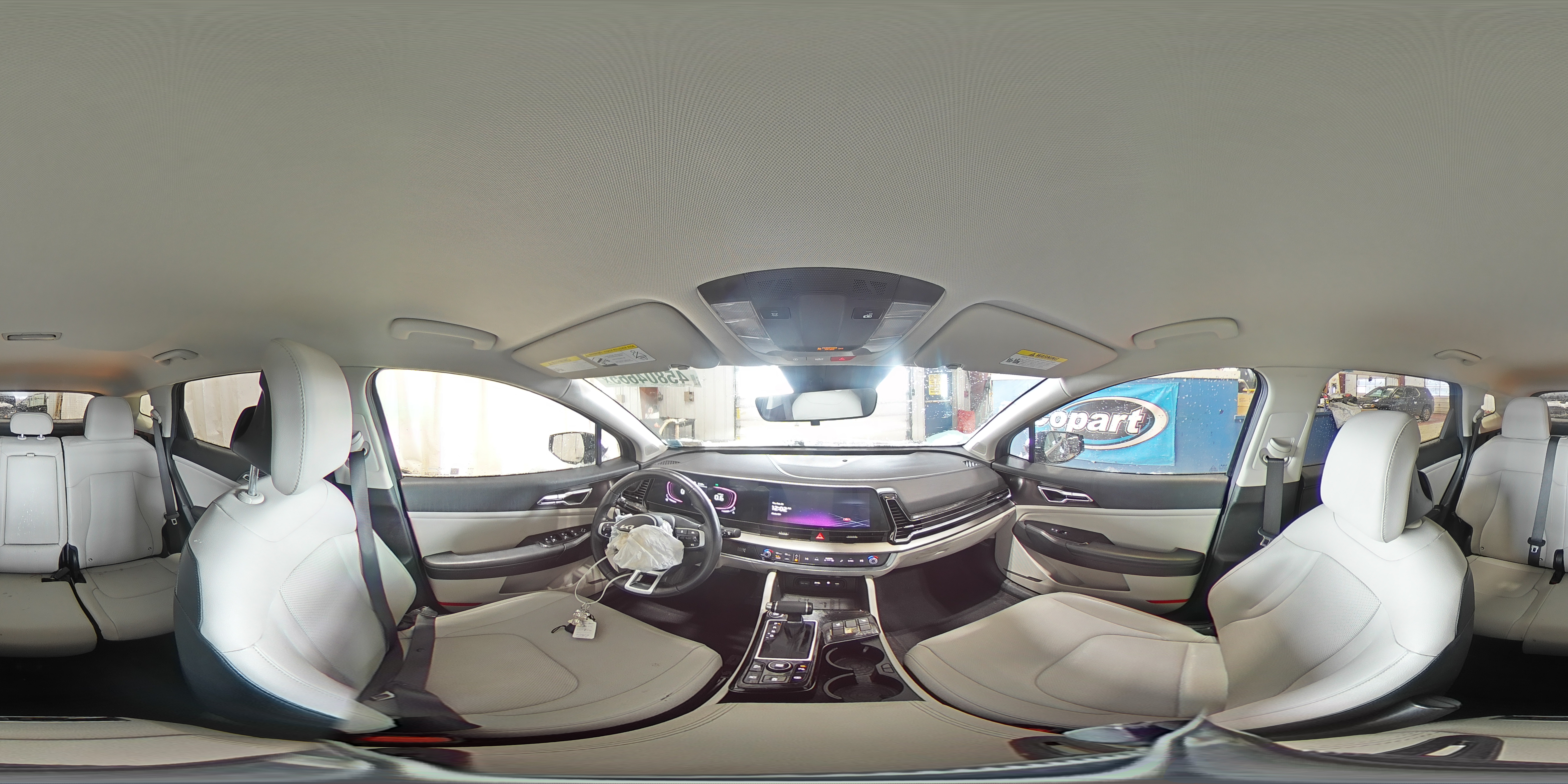 2023 Kia Sportage - Image 13