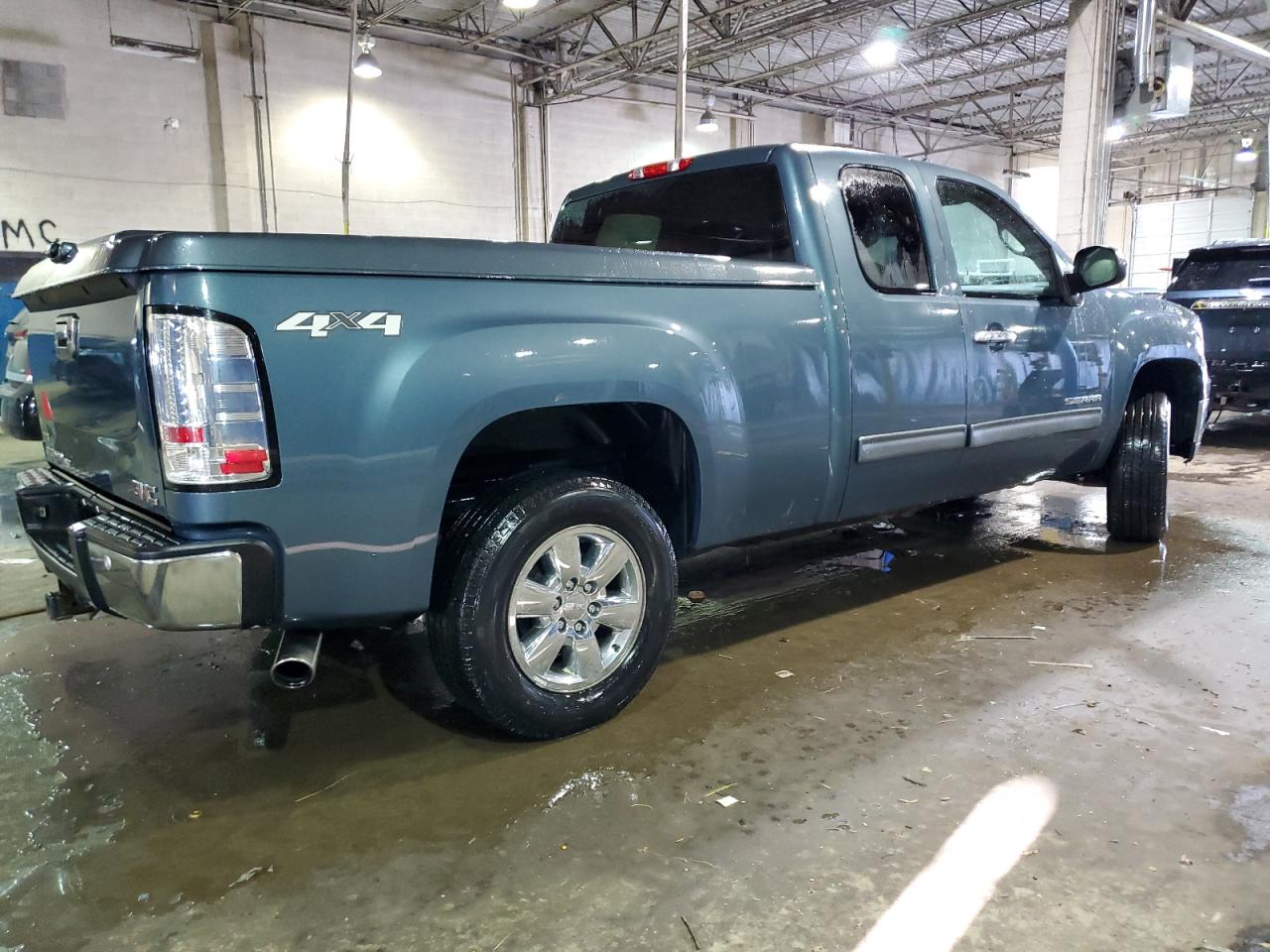 2010 GMC Sierra - Image 3